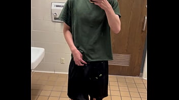 Malik vadheim mirror at 10 iphoto selfie