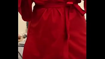 Big tits brunette wants to have fun