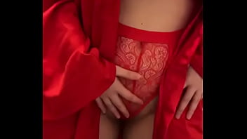 Big tits brunette wants to have fun