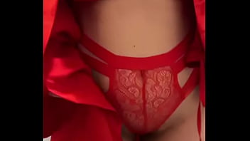 Big tits brunette wants to have fun