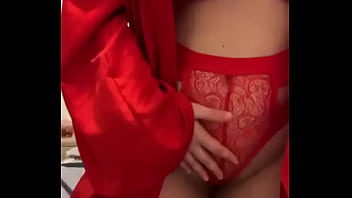 Big tits brunette wants to have fun