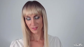 Tgirl40 Beautiful Mature Tgirl Joi Collision In An Incredible Scene Full Of Morbidity With That Big Cock thumbnail