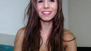 Webcam babe masturbating with hitachi and anal dildo