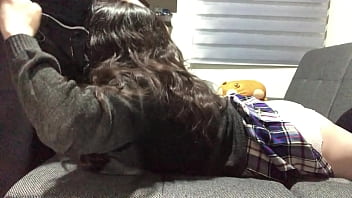 Kittypop wastes no time with her favorite