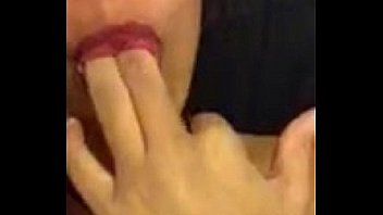 S thot playing with her pussy