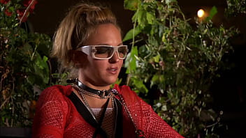 Jessi summers enjoys making her man cum