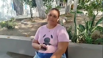 Me consigo con mi ex en el parque me lleva a su casa y luego me termina follando bien rico mi gran coño