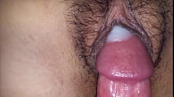 Por favor preciso sentir seu pau entrando em mim