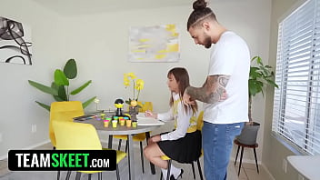 Freeuse violet moore