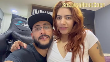 She comes to sign some contracts but her intentions were to suck my huge cock again and swallow my cum