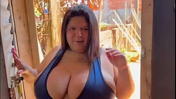 A safada veio me visitar na fazenda e acabei gozando da buceta dela firegreen2