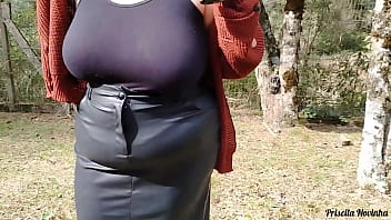 Passeio com minha madrasta ela adora se exibir em público