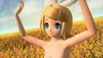 Rin bailando la polka desnuda y tetas grandes