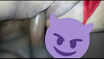 A safada grita muito