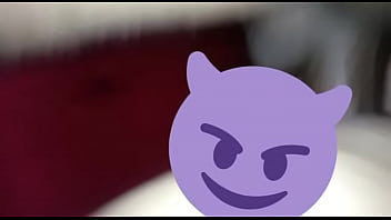 A safada grita muito