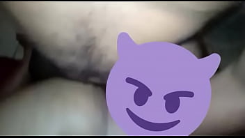 A safada grita muito