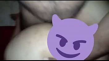 A safada grita muito