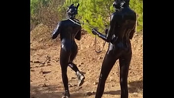 A ride in the sun ️ #latex #latexgloves #latexlove #rubber #gasmask #gasmaskgirl #petplay #play #latex