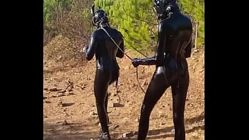 A ride in the sun ️ #latex #latexgloves #latexlove #rubber #gasmask #gasmaskgirl #petplay #play #latex