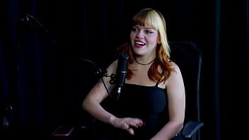 Teve uma crise e voltou pro clt tem que humilhar pau pequeno e quem ela mama senta ou passa middy watch sheer red