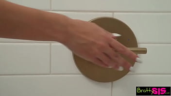 Stepsisters bff "be straight with me have you seen his dick have you touched it " s16 e5