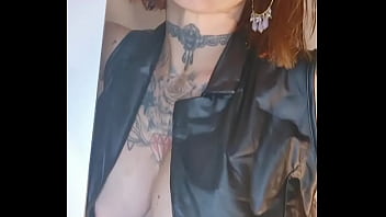 Hummm mes quelle régalmerci mon jolie cœur pour ce show très hot