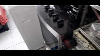 Vivi guedez fez sua estreia no pornô fodendo no pelo com bem dotado