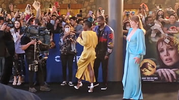 Bryce dallas Bryce dallas