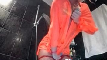 Sexy young blonde flash pussy on webcam