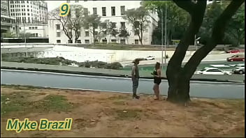 Convidei uma moca para transar completo no red e no sheer