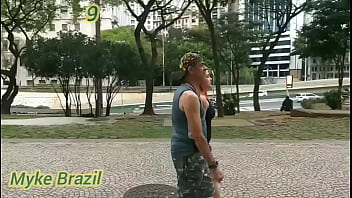 Convidei uma moca para transar completo no red e no sheer