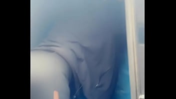 Besoin d aide pour vider mon camion des volontaires