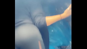 Besoin d aide pour vider mon camion des volontaires