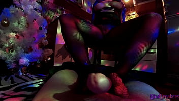 My juicy goth neighbor warmed up my dick for christmas with her long oiled fetish legs