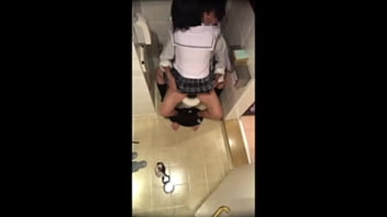 お昼すぎからムラムラに負けてしまい不倫してしまう変態妻