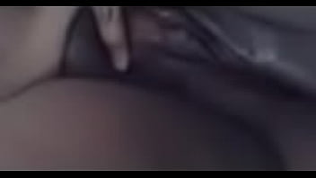 She hit me up when i was on live