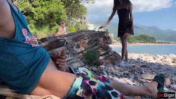 Public dick flashing on the beach girl saw my cock and helped me cum