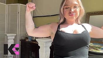 Watch me flex these arms & ass in slow motion