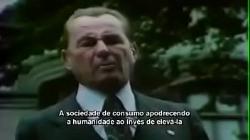 Leon Fode Gostoso Com A Degeneração thumbnail