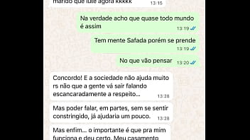 Casada novata me mandando mensagem após sua primeira experiência com comedor realizando o fetiche do corno