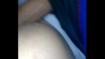 Safada gostosa passou a noite na vara preta