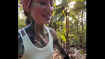 Do you have a friend who loves to run trails ️don't be shy ask if you can join the run and maybe you’