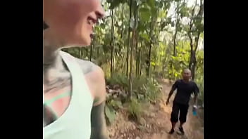 Do you have a friend who loves to run trails ️don't be shy ask if you can join the run and maybe you’