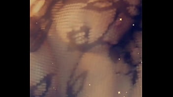 Sexy red head shows us what she's got