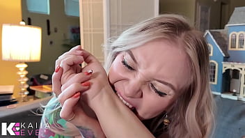 Vampire biting & draining glamored & helpless sydney