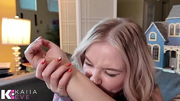 Vampire biting & draining glamored & helpless sydney