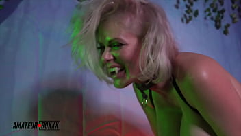 Young student calls on vampire & gets fang banged amateur boxxx Young student calls on vampire & gets fang banged amateur boxxx