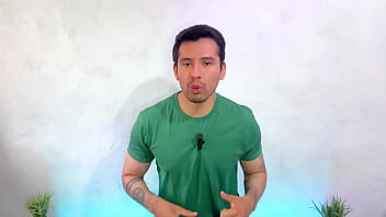 Jovencito Se Folla A Su Instructor Musculoso Curioso thumbnail