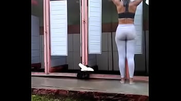 Vídeo do tipo 'estou vestida mas podia não estar' vem imaginar vem