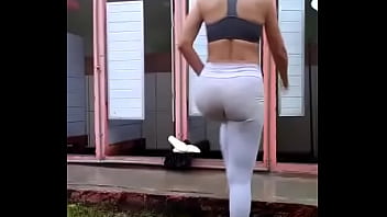 Vídeo do tipo 'estou vestida mas podia não estar' vem imaginar vem